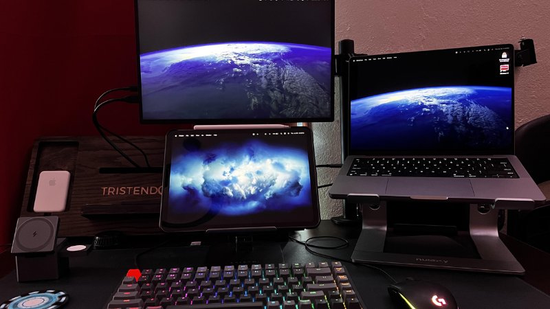 Màn hình 2K yêu cầu cấu hình cao hơn Full HD và có thể tiêu hao pin nhiều hơn trên laptop. 