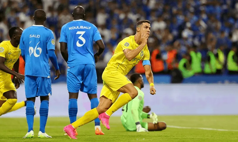 Tình huống Ronaldo lập siêu phẩm đá phạt trực tiếp đẳng cấp ở phút 81.